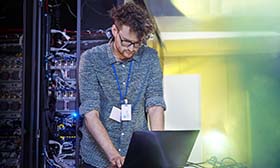 サイバーセキュリティリスクダッシュボードとリスク管理ソフトウェア - Synergi Life